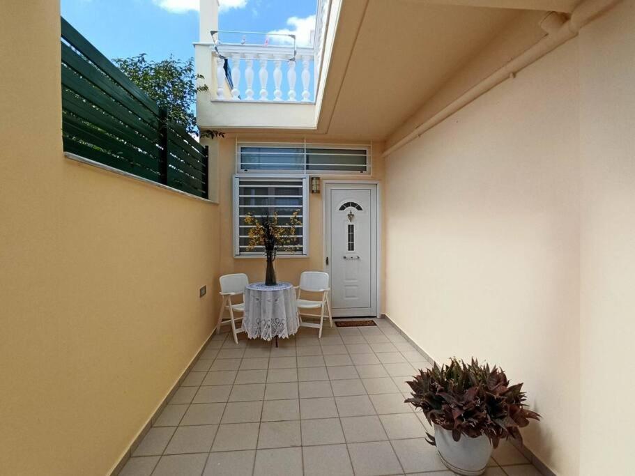 Takis & Machi House Apartment Rafina  Exterior photo