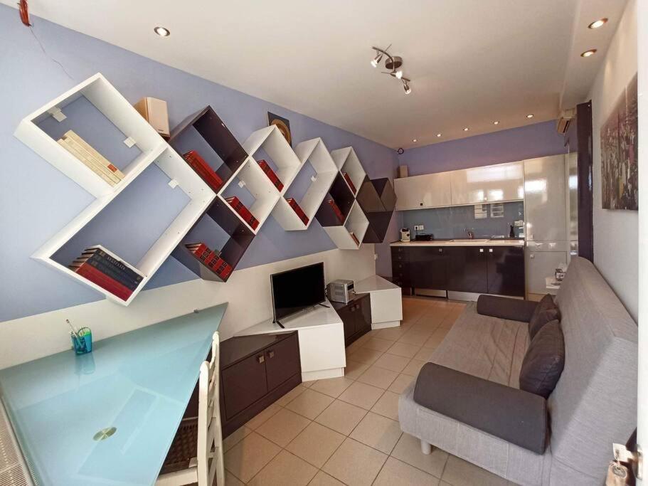 Takis & Machi House Apartment Rafina  Exterior photo